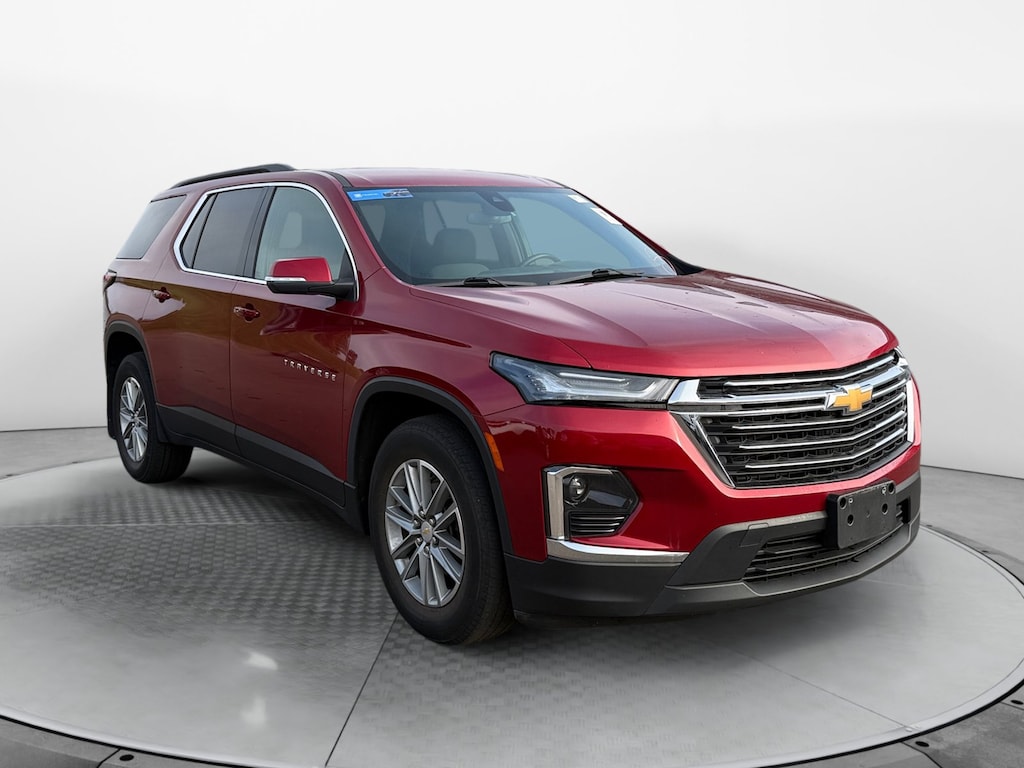 Used 2023 Chevrolet Traverse LT Cloth SUV