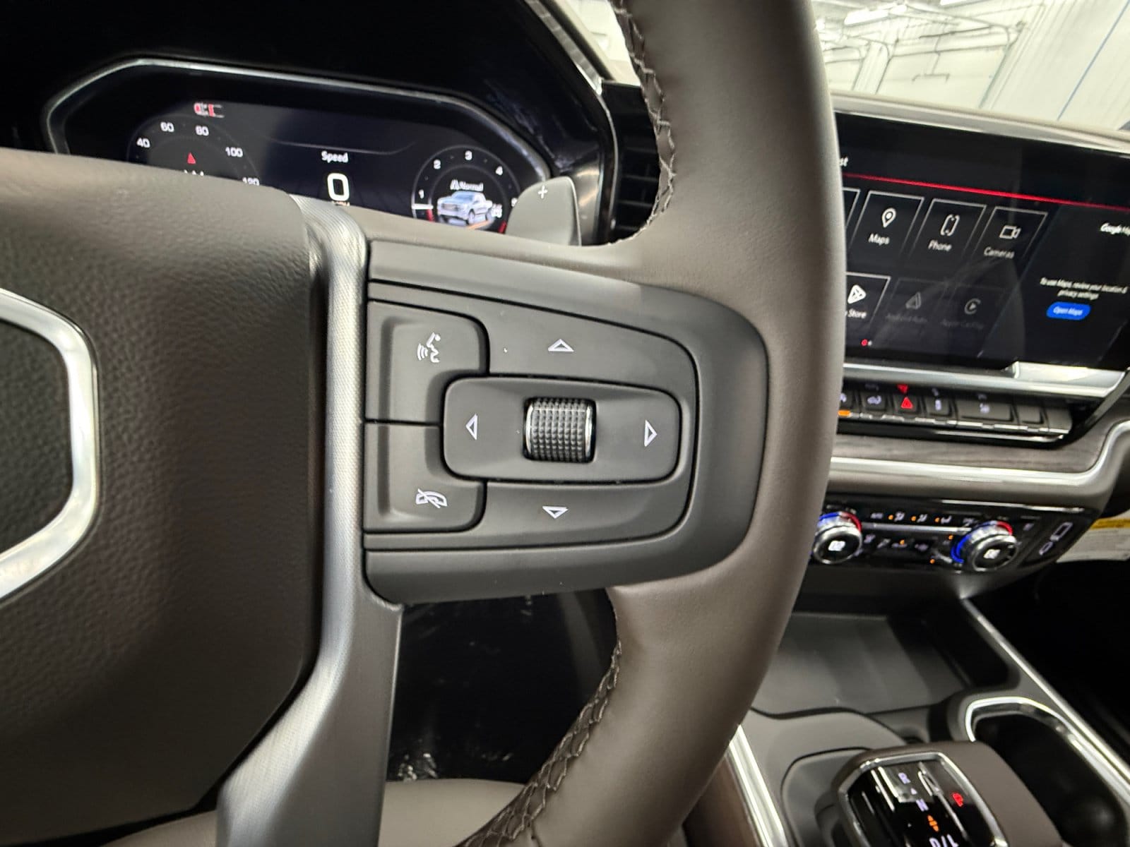2026 GMC Sierra 1500 SLT - Photo 17
