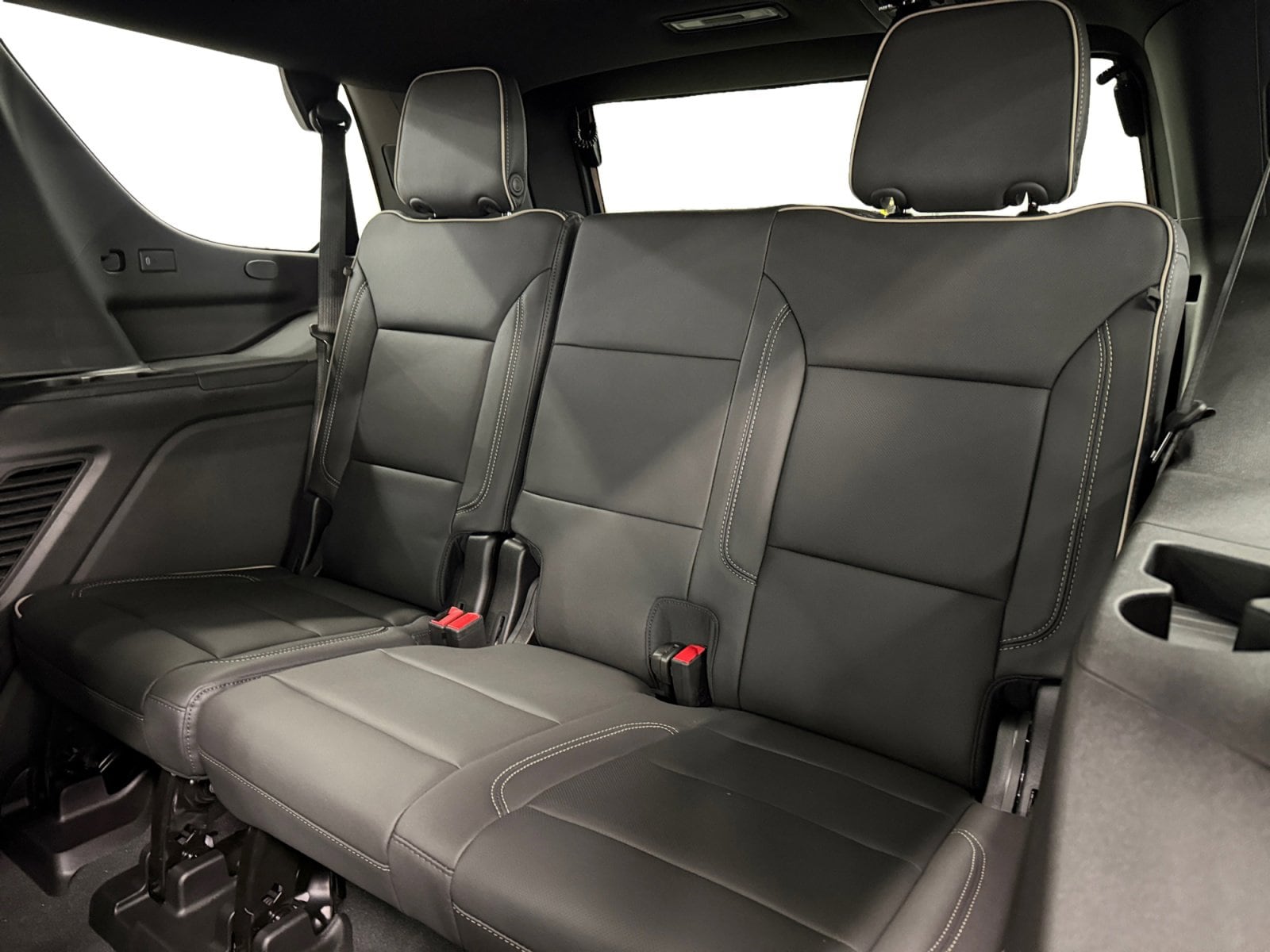 2026 Chevrolet Tahoe Premier - Photo 11