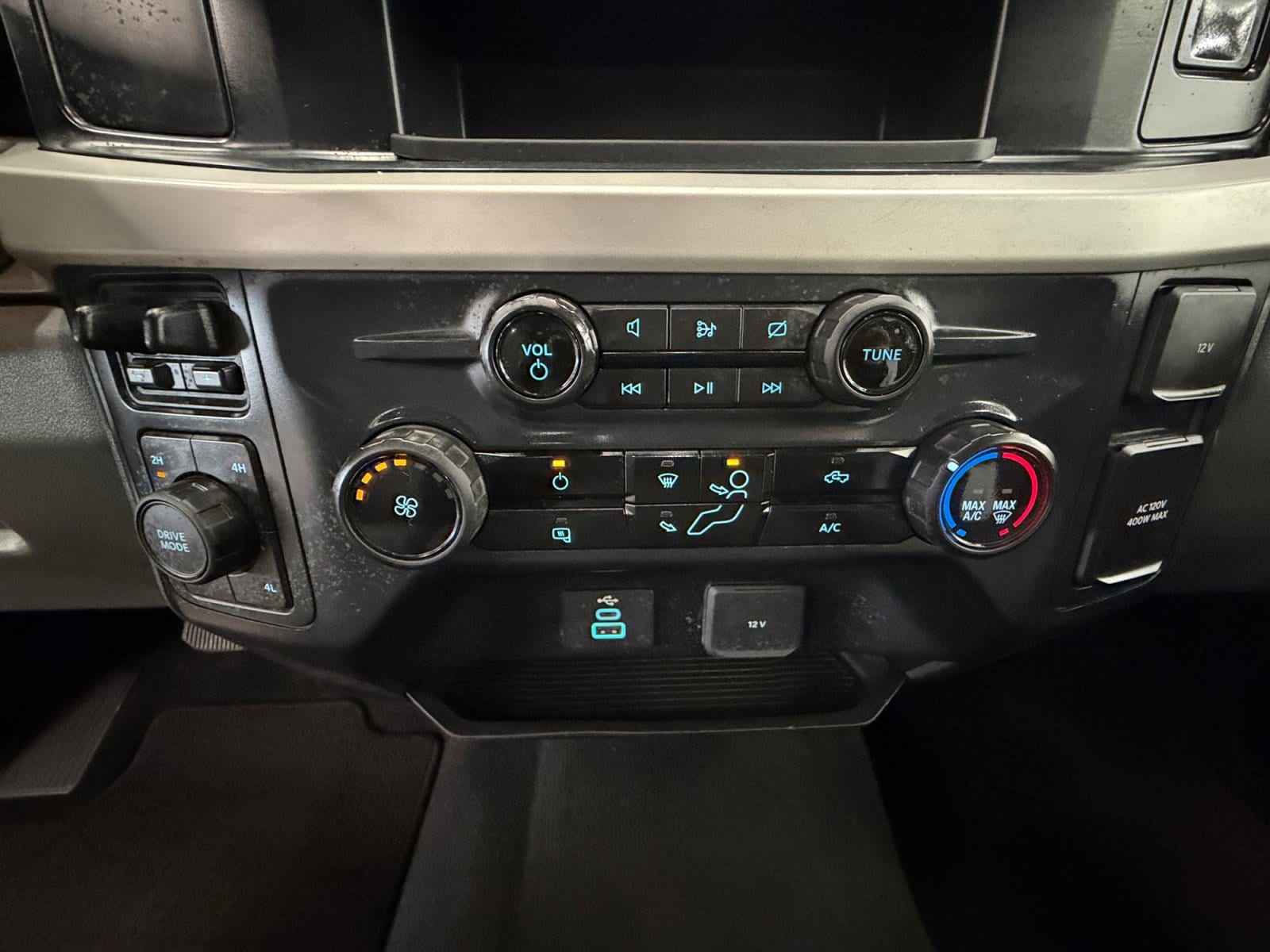 2023 Ford F-250 Super Duty XLT - Photo 20