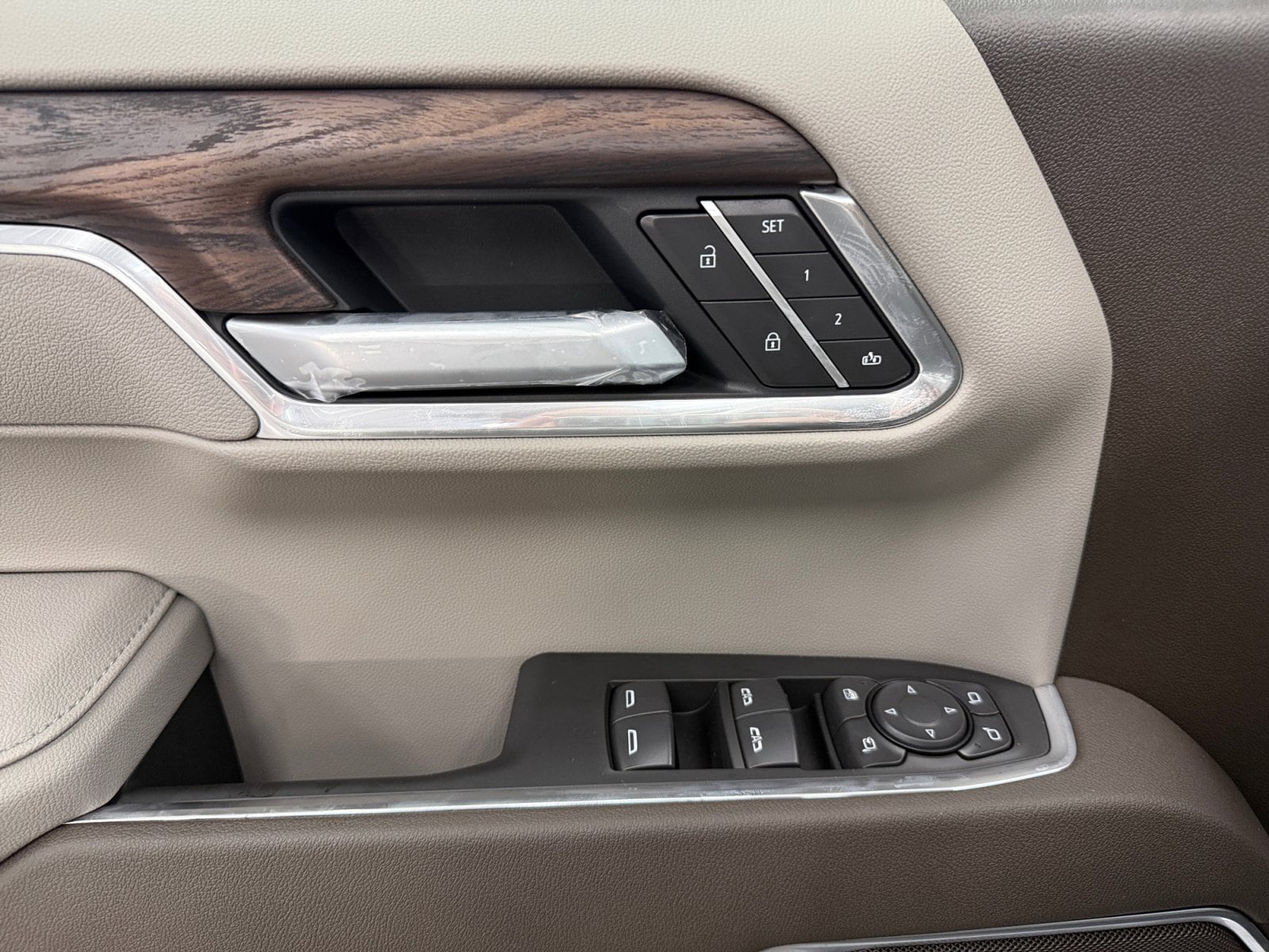 2026 GMC Sierra 1500 SLT - Photo 26