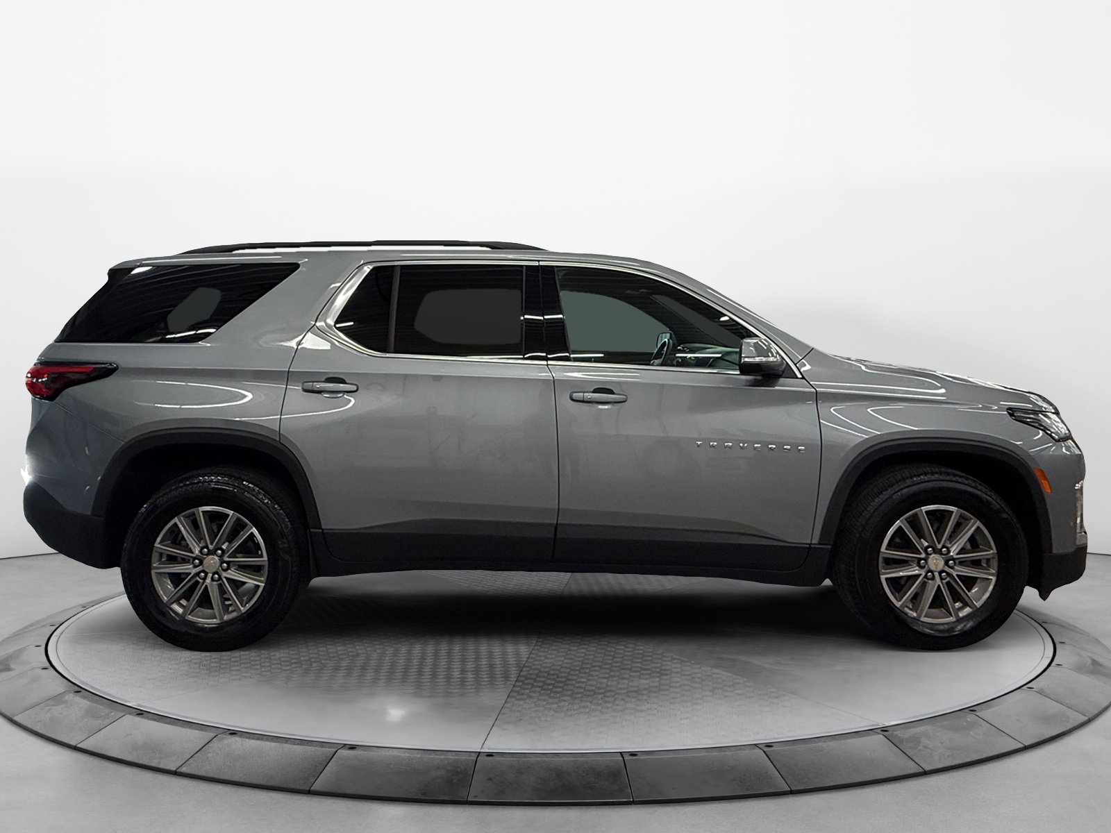 Used 2024 Chevrolet Traverse Limited LT Cloth SUV