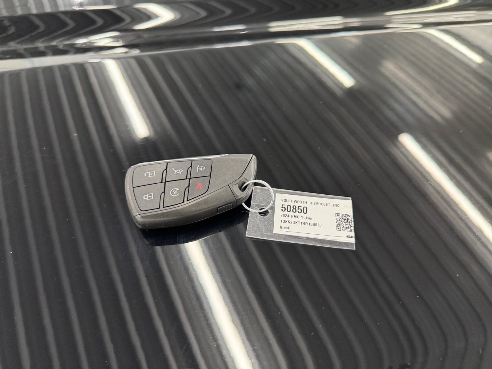 2024 GMC Yukon Denali - Photo 34