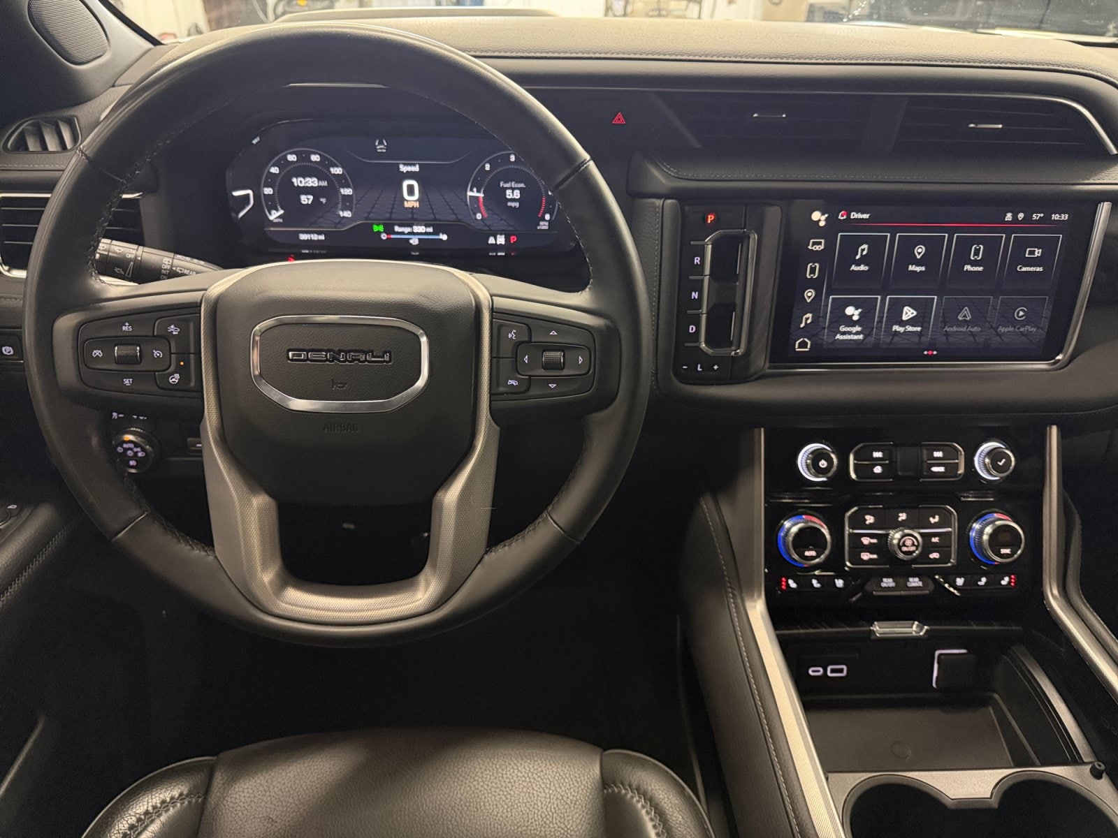 2024 GMC Yukon Denali - Photo 14