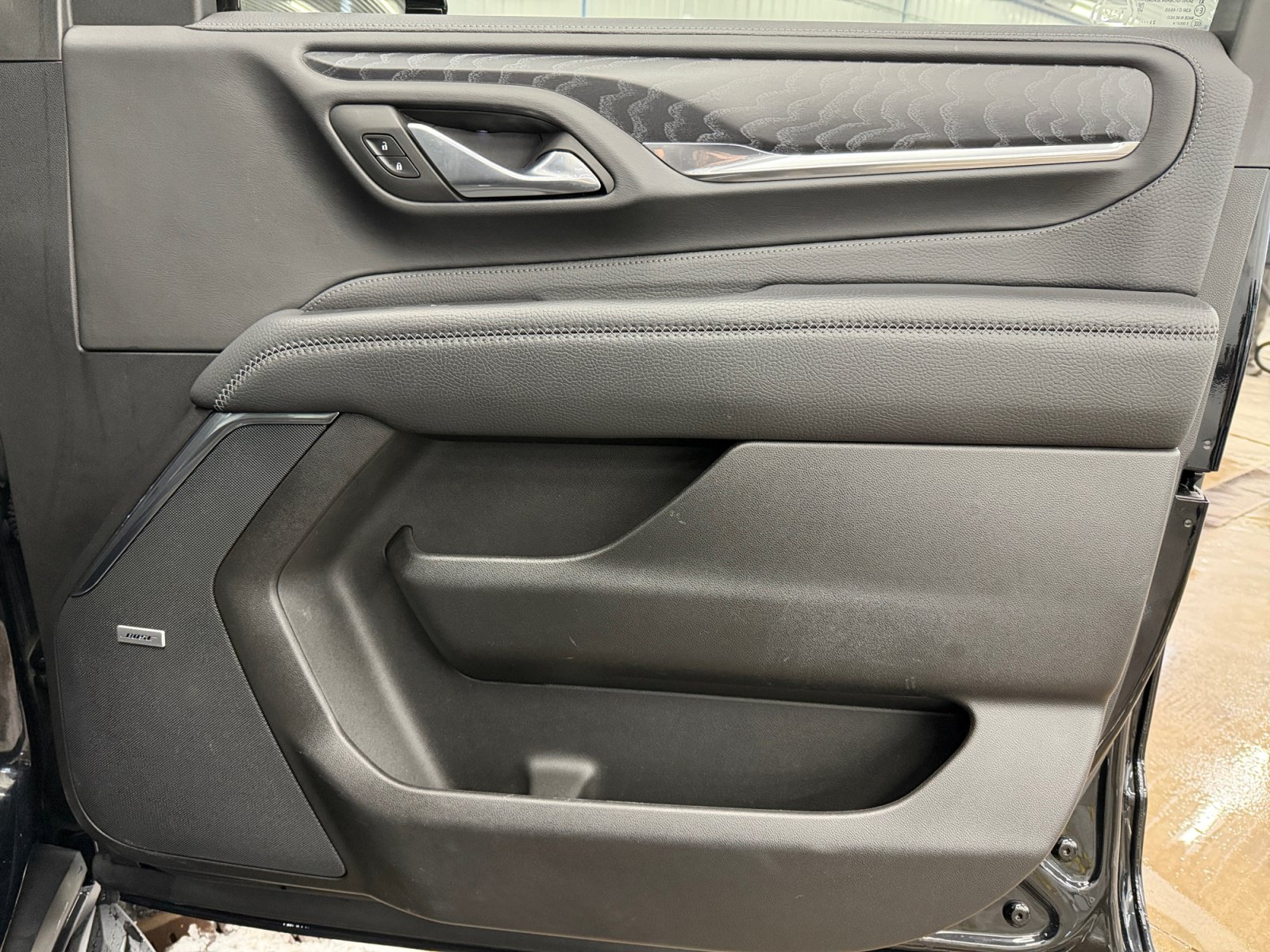 2024 GMC Yukon Denali - Photo 28