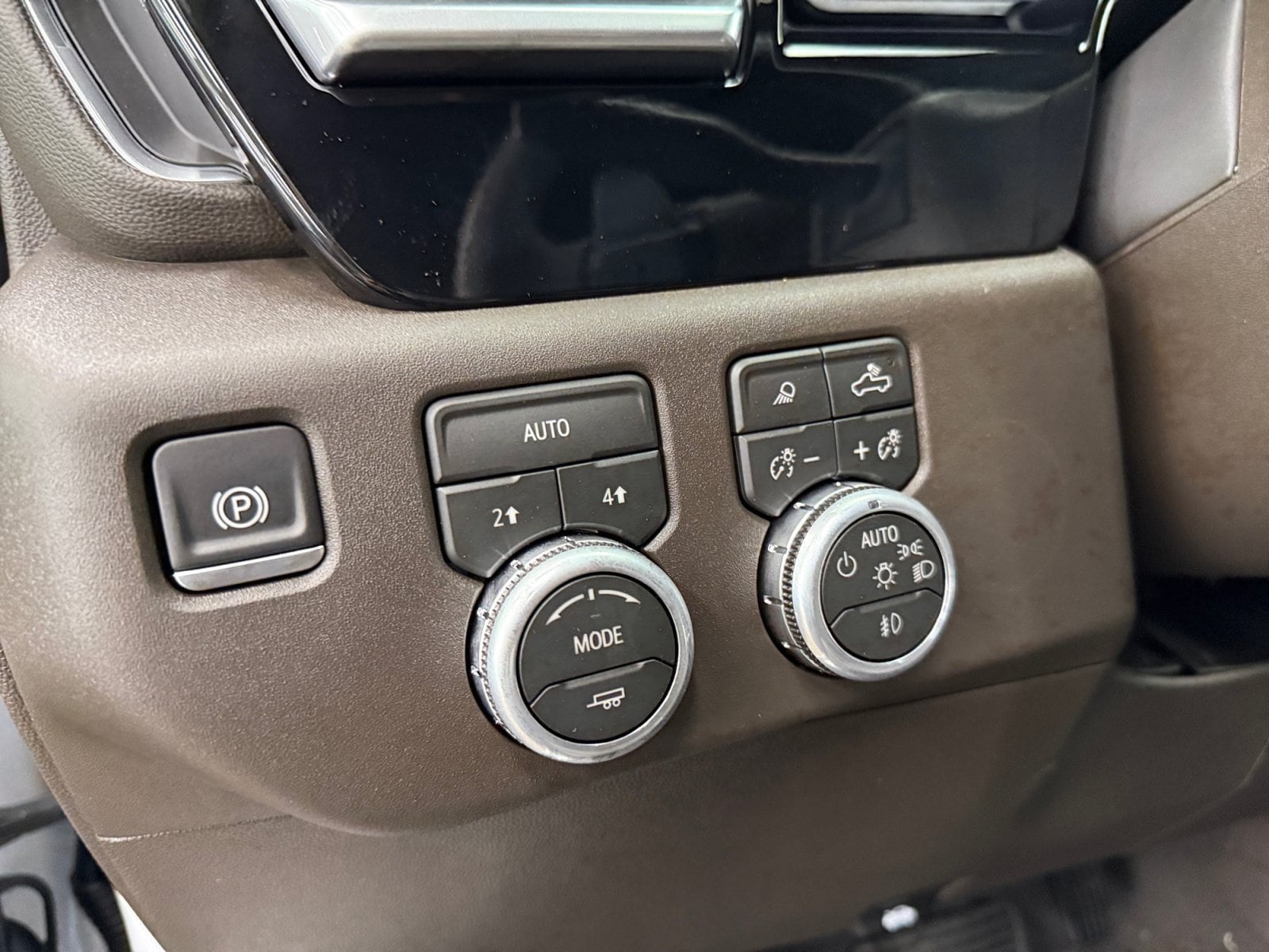 2026 GMC Sierra 1500 SLT - Photo 24