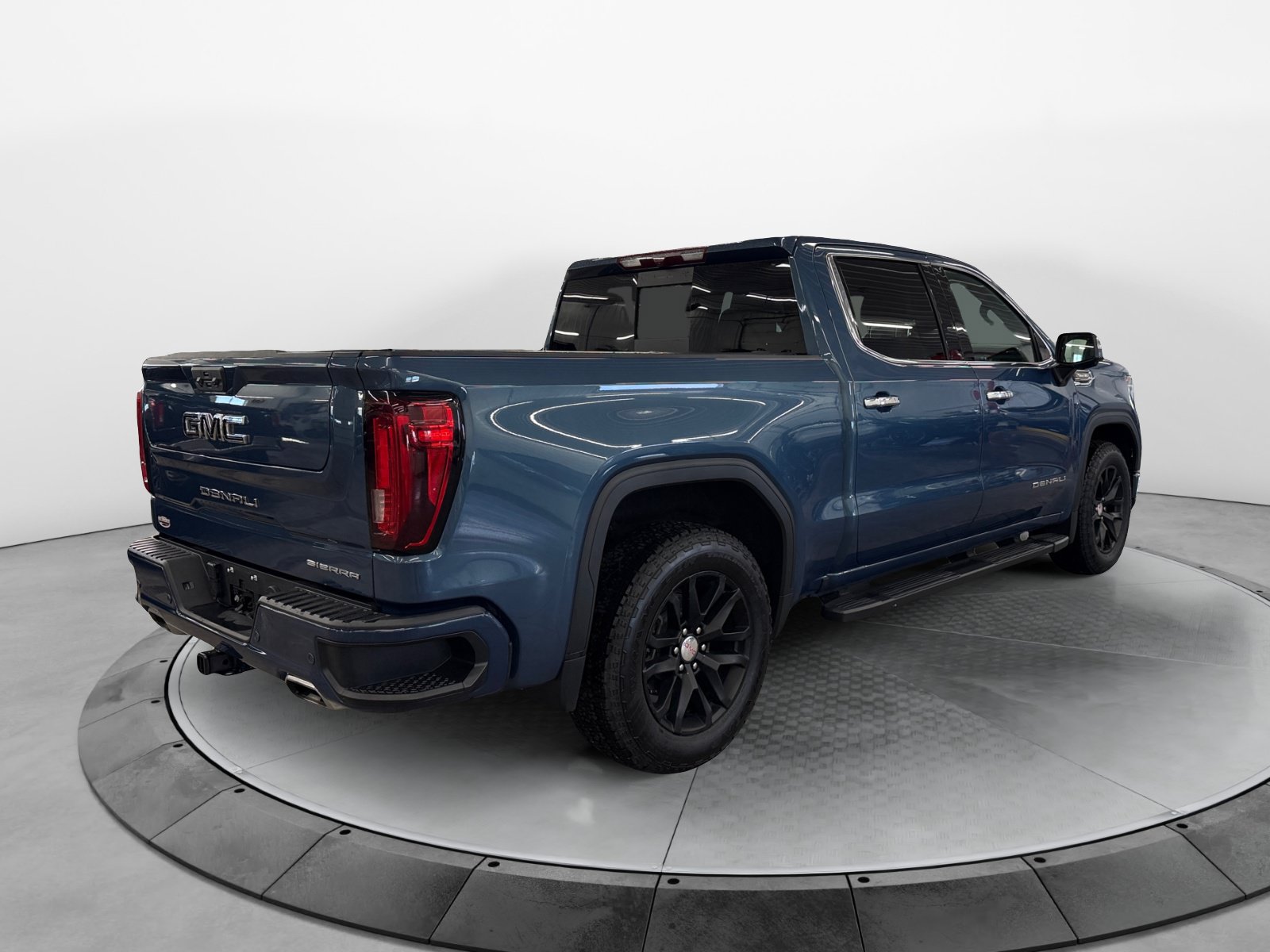 Used 2024 GMC Sierra 1500 Denali Truck Crew Cab