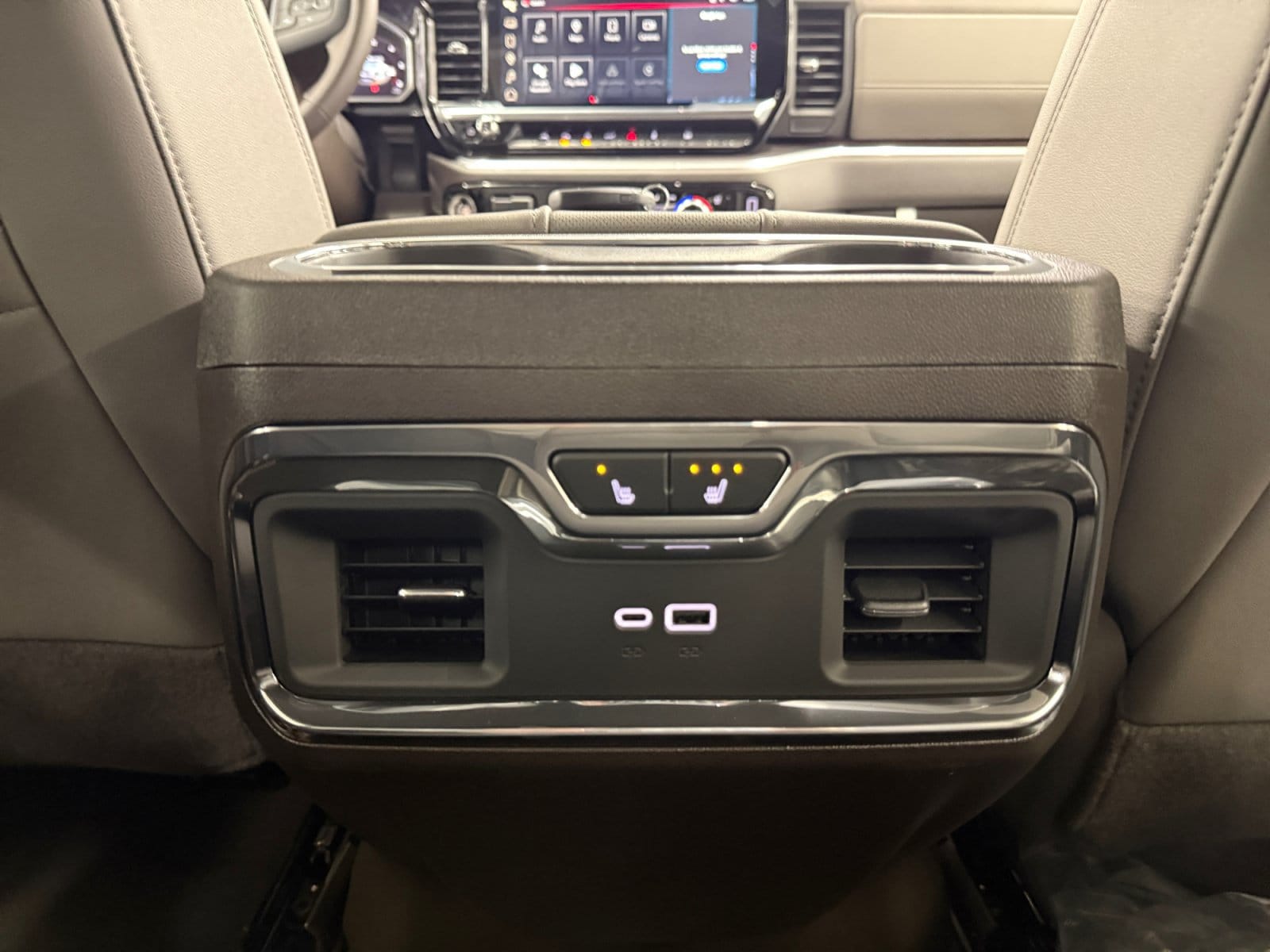 2026 GMC Sierra 1500 SLT - Photo 23