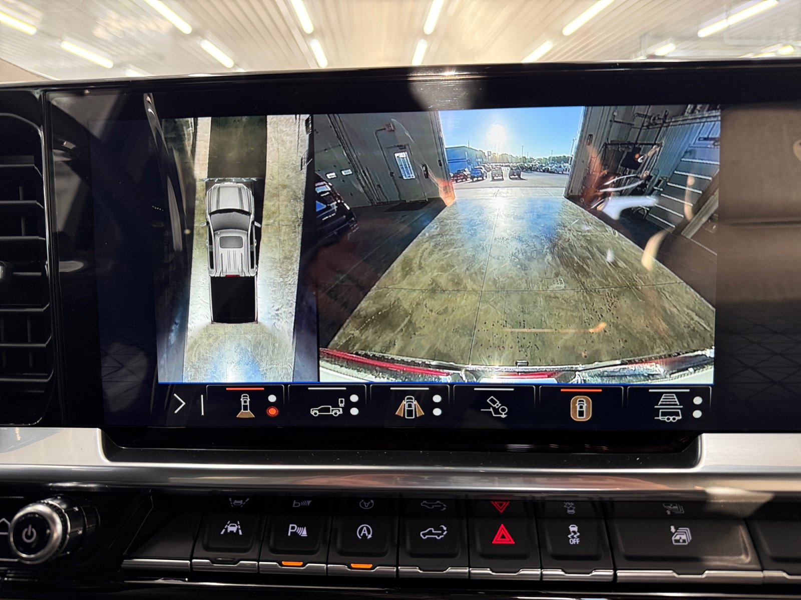 2026 GMC Sierra 1500 SLT - Photo 19