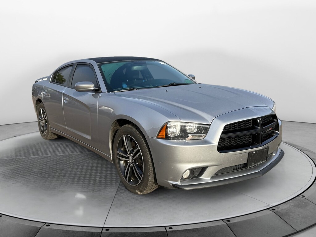 Used 2014 Dodge Charger SXT Sedan