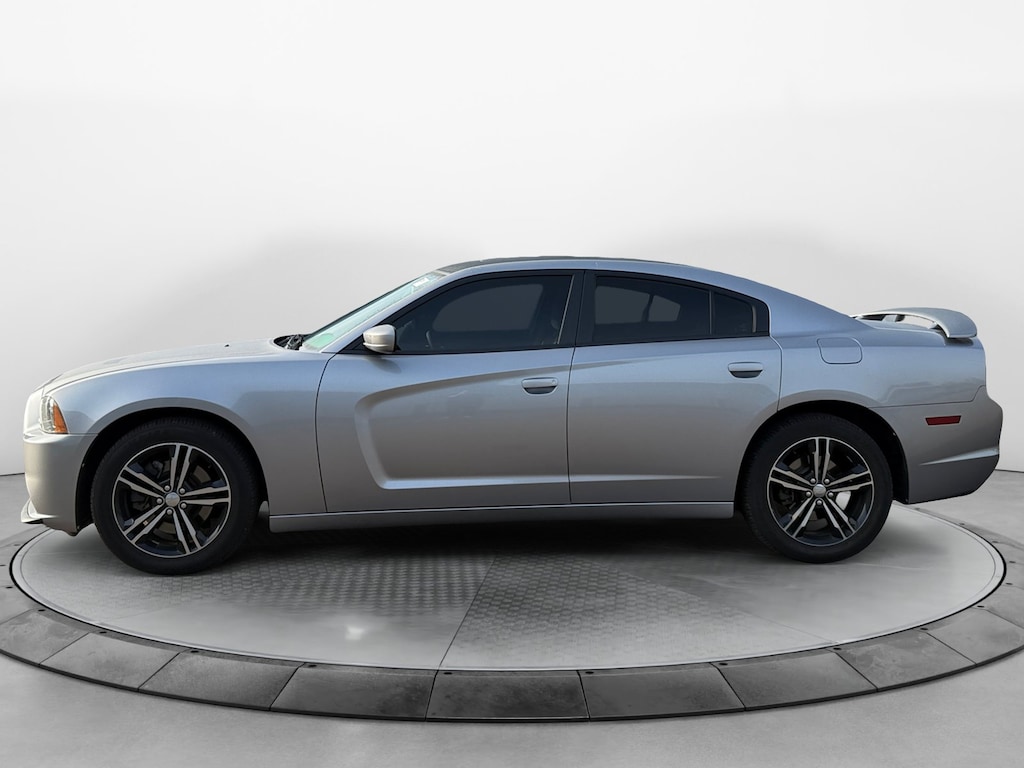 Used 2014 Dodge Charger SXT Sedan