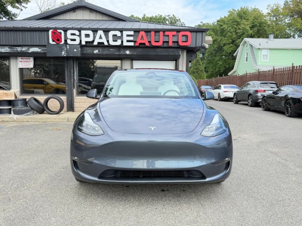 Used 2023 Tesla Model Y Long Range Sport Utility 4D SUV