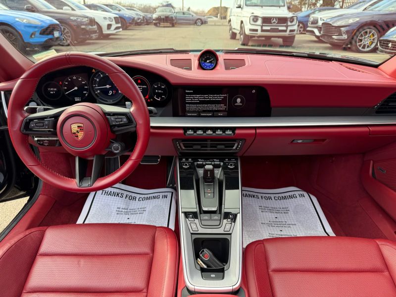 2022 Porsche 911 GTS - Photo 19