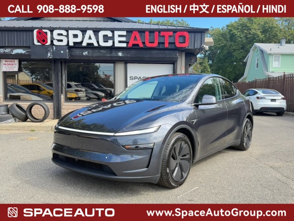 Used 2026 Tesla Model Y Long Range Sport Utility 4D SUV