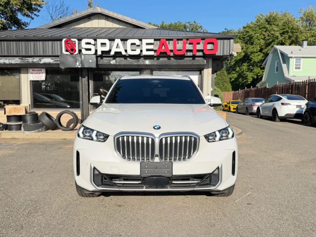 Used 2024 BMW X5 sDrive40i Sport Utility 4D SUV