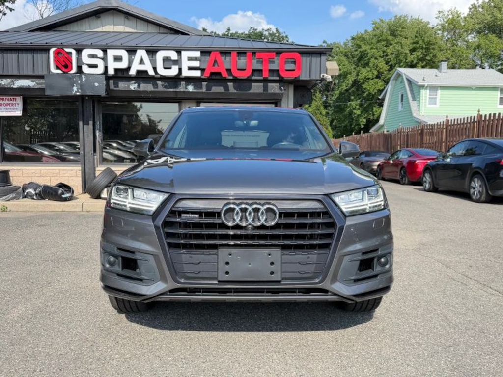 Used 2019 Audi Q7 55 Tfsi Prestige Sport Utility 4D SUV