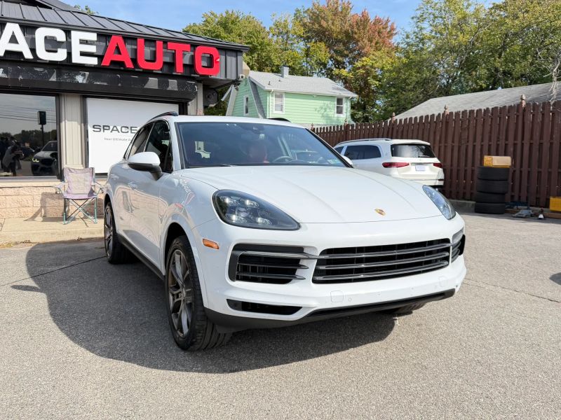 Used 2019 Porsche Cayenne S Sport Utility 4D SUV