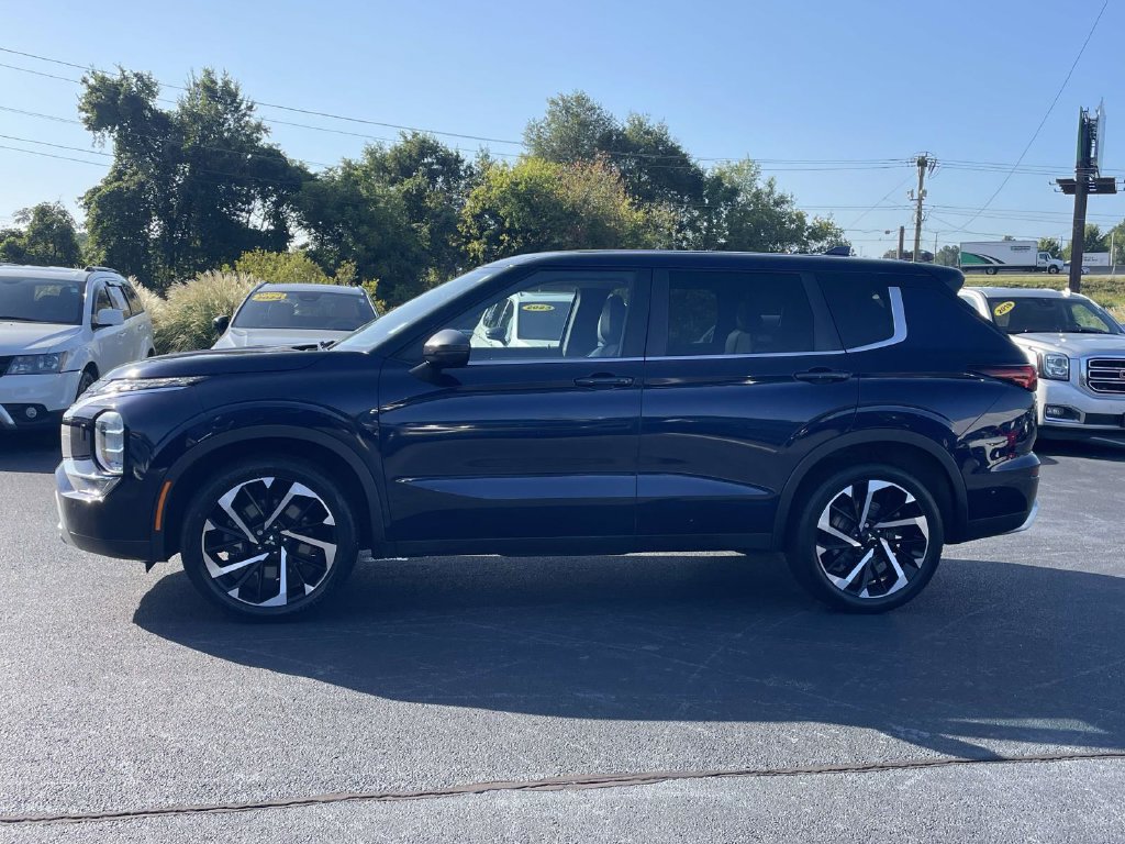 Used 2022 Mitsubishi Outlander SE