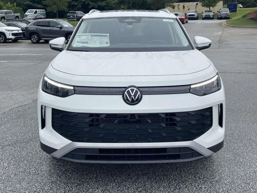 New 2026 Volkswagen Tiguan 2.0T SE