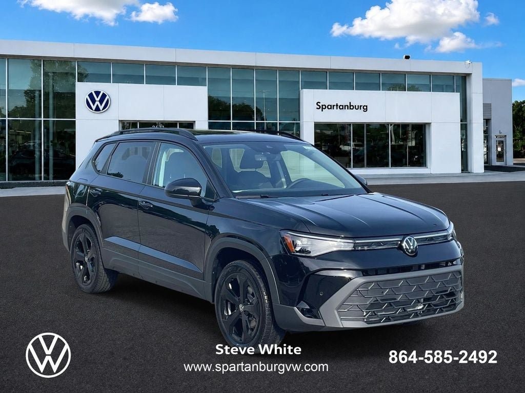 New 2026 Volkswagen Taos 1.5T SE Black