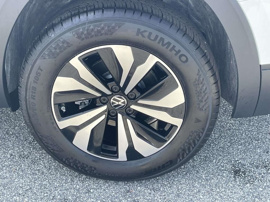 New 2026 Volkswagen Atlas 2.0T SE