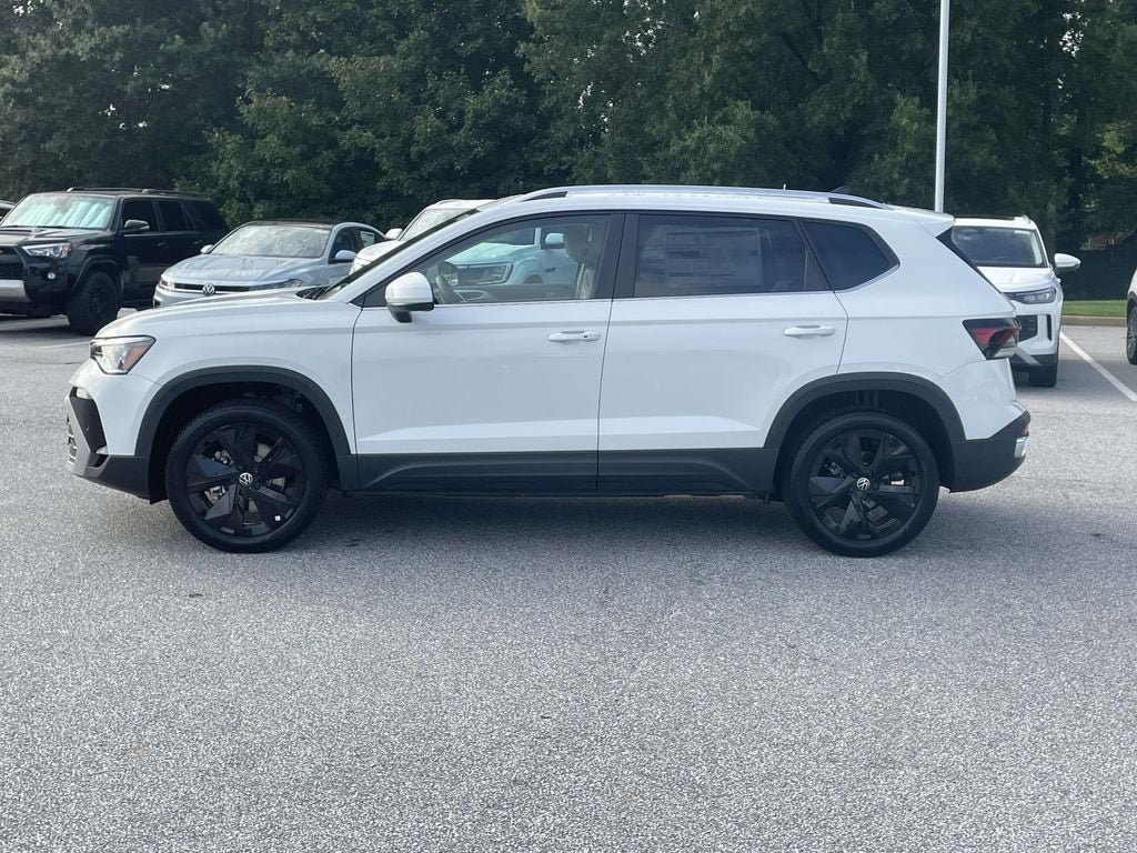 New 2026 Volkswagen Taos 1.5T SE