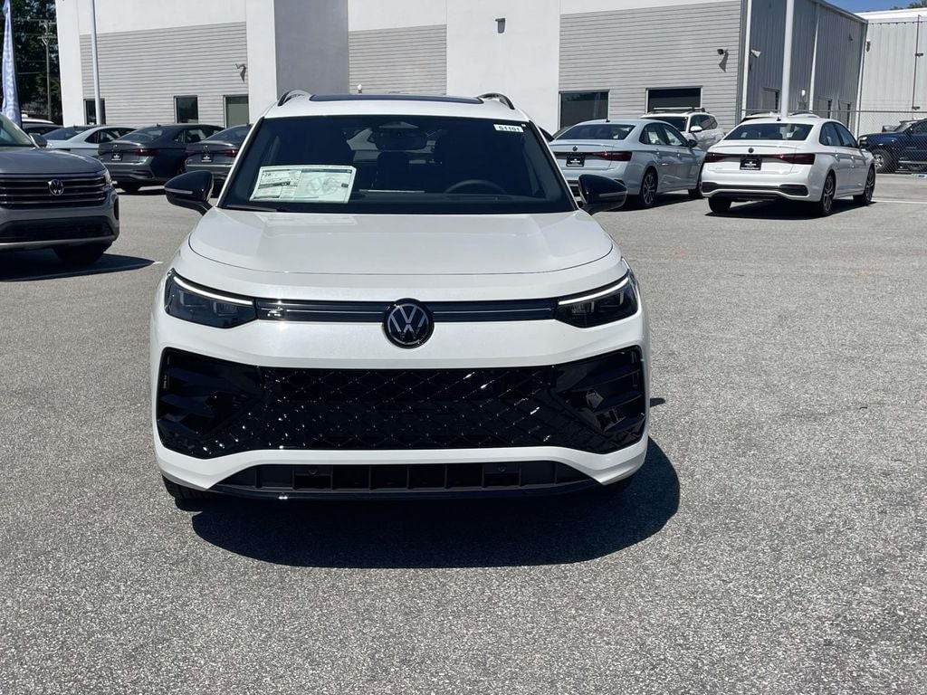 New 2026 Volkswagen Tiguan 2.0T SE R-Line Black