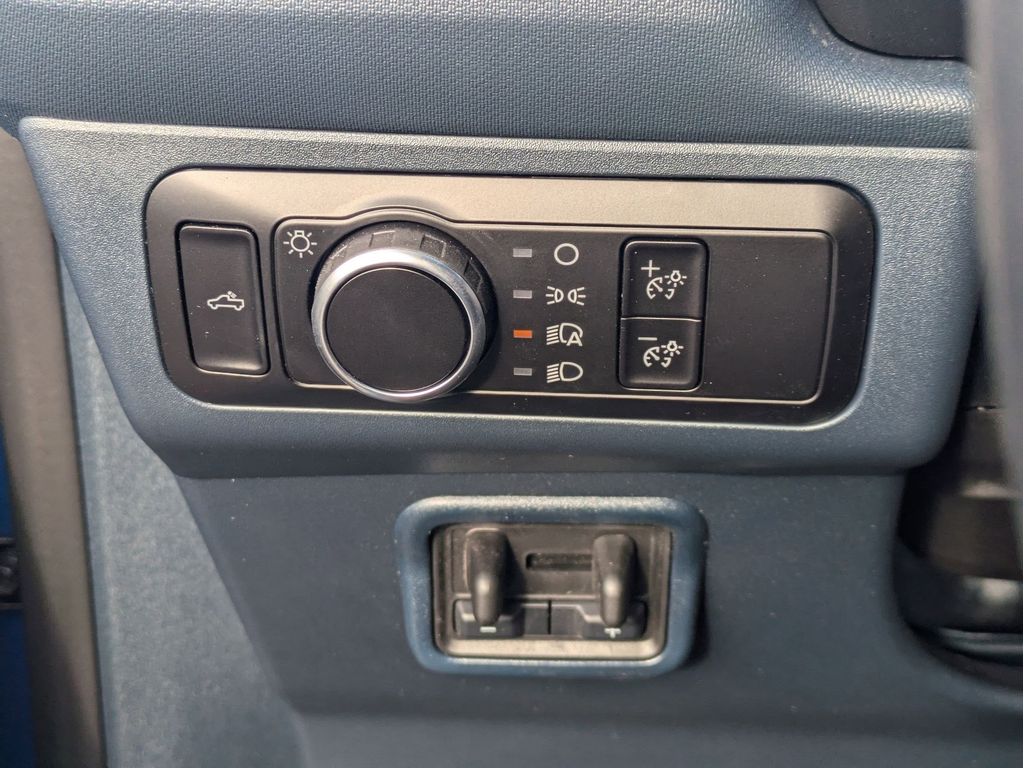 2025 Ford Maverick XLT - Photo 16