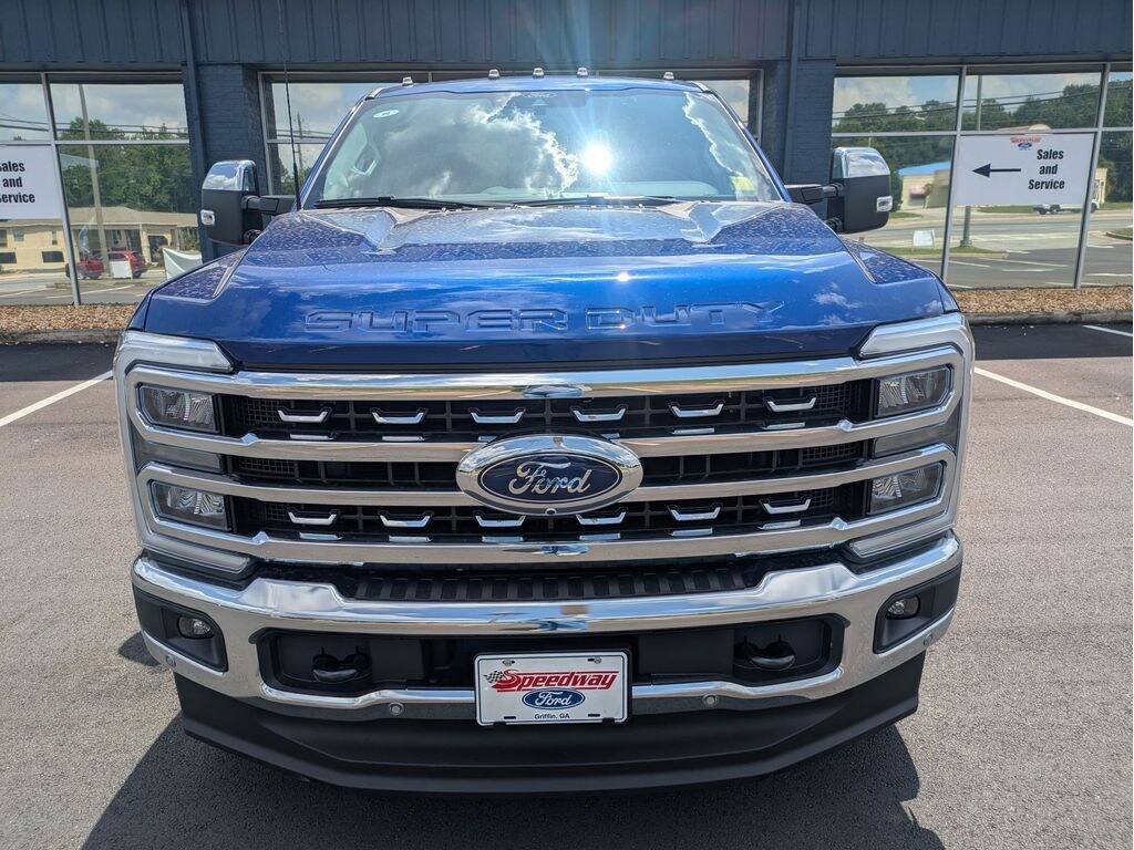New 2026 Ford F-250 Lariat Truck Crew Cab