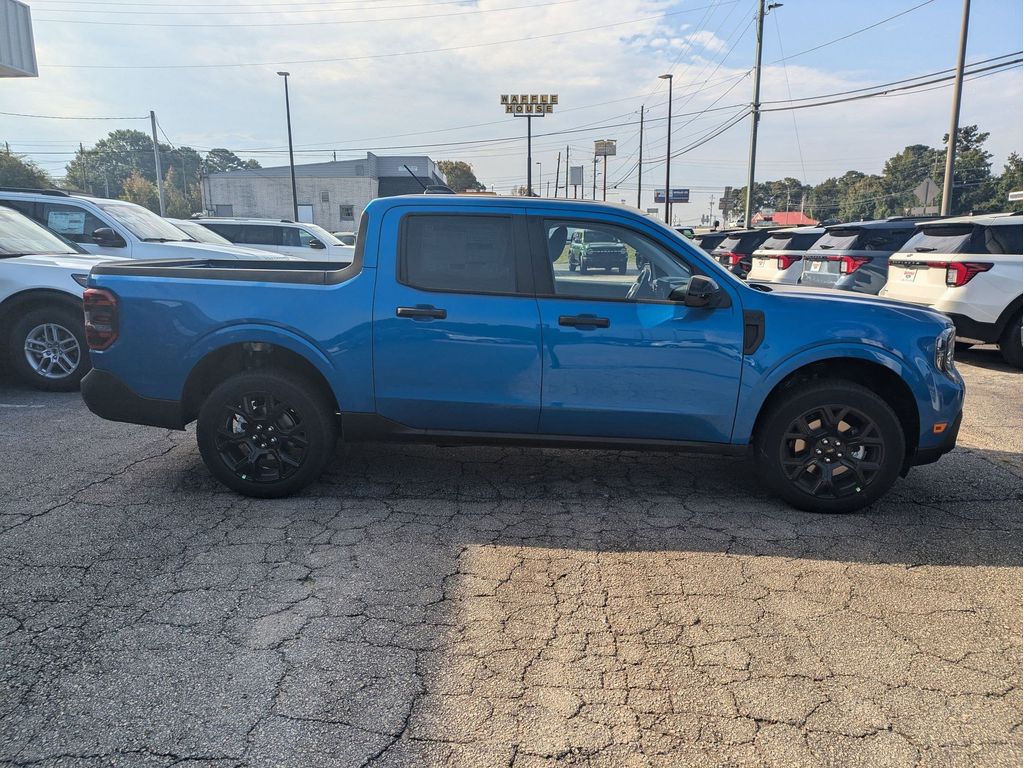 2025 Ford Maverick XLT - Photo 5