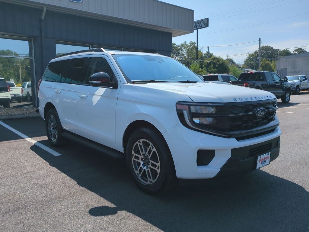 Certified 2025 Ford Expedition Active SUV