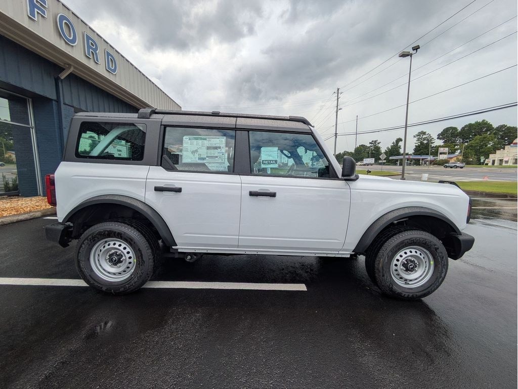 New 2026 Ford Bronco Base SUV