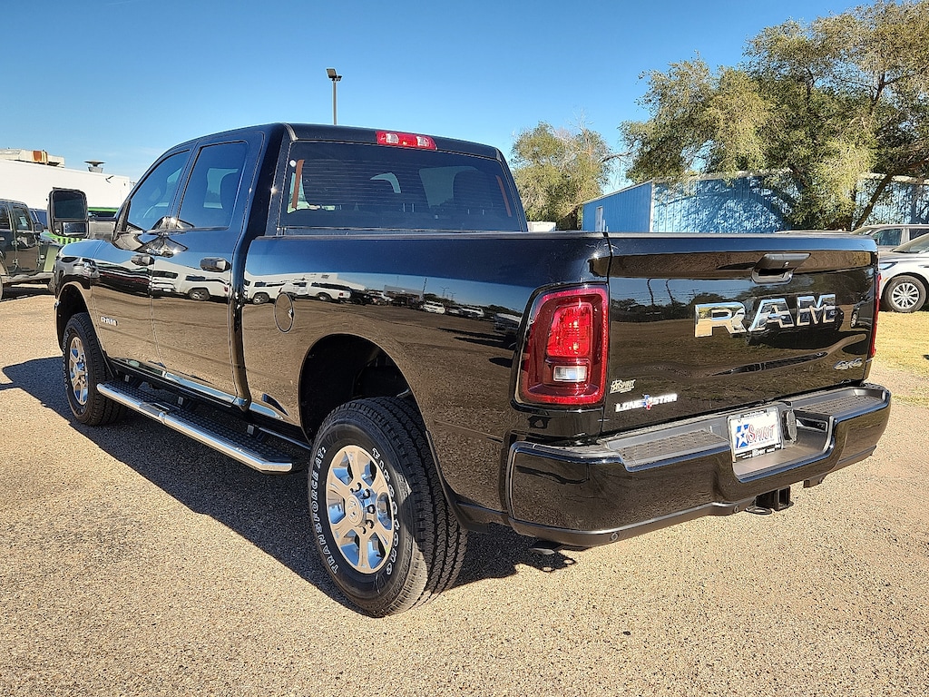 New 2026 Ram 2500 LONE STAR CREW CAB 4X4 6'4 BOX Pickup