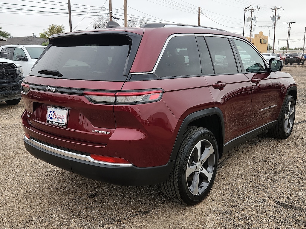 Used 2023 Jeep Grand Cherokee Limited 4x4