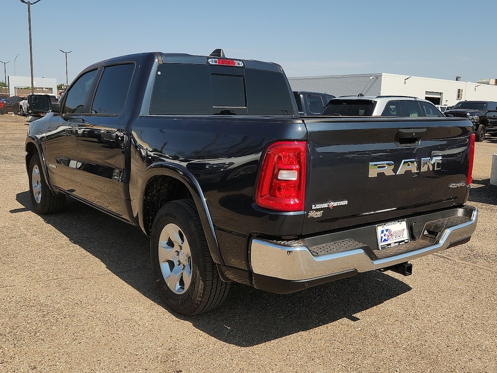 New 2026 Ram 1500 LONE STAR CREW CAB 4X4 5'7 BOX Pickup