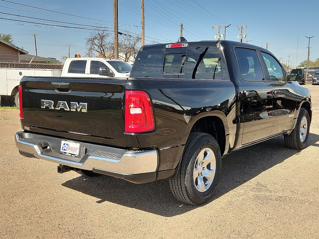 New 2026 Ram 1500 TRADESMAN CREW CAB 4X2 5'7 BOX Pickup