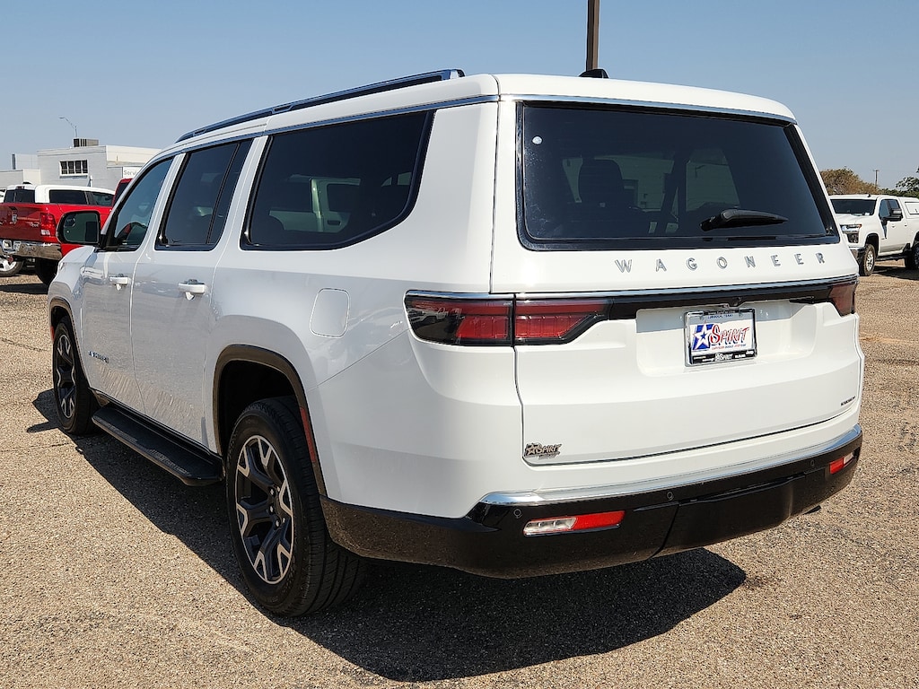Used 2024 Jeep Wagoneer L Series III 4x4