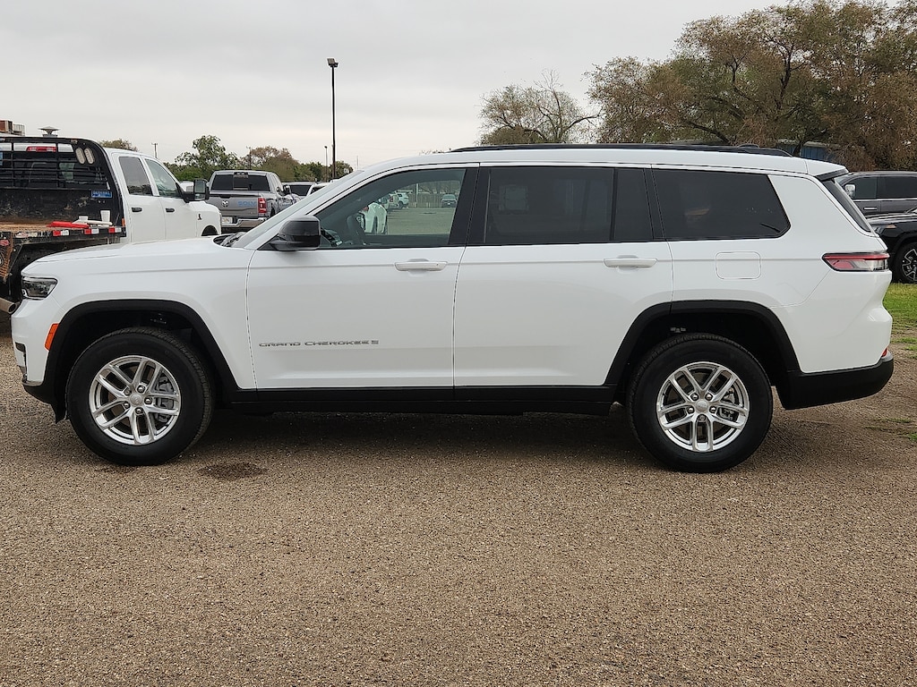 New 2026 Jeep Grand Cherokee L LAREDO X 4X4 Sport Utility