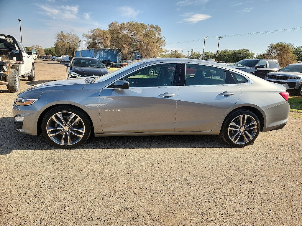 Used 2025 Chevrolet Malibu 1LT Sedan