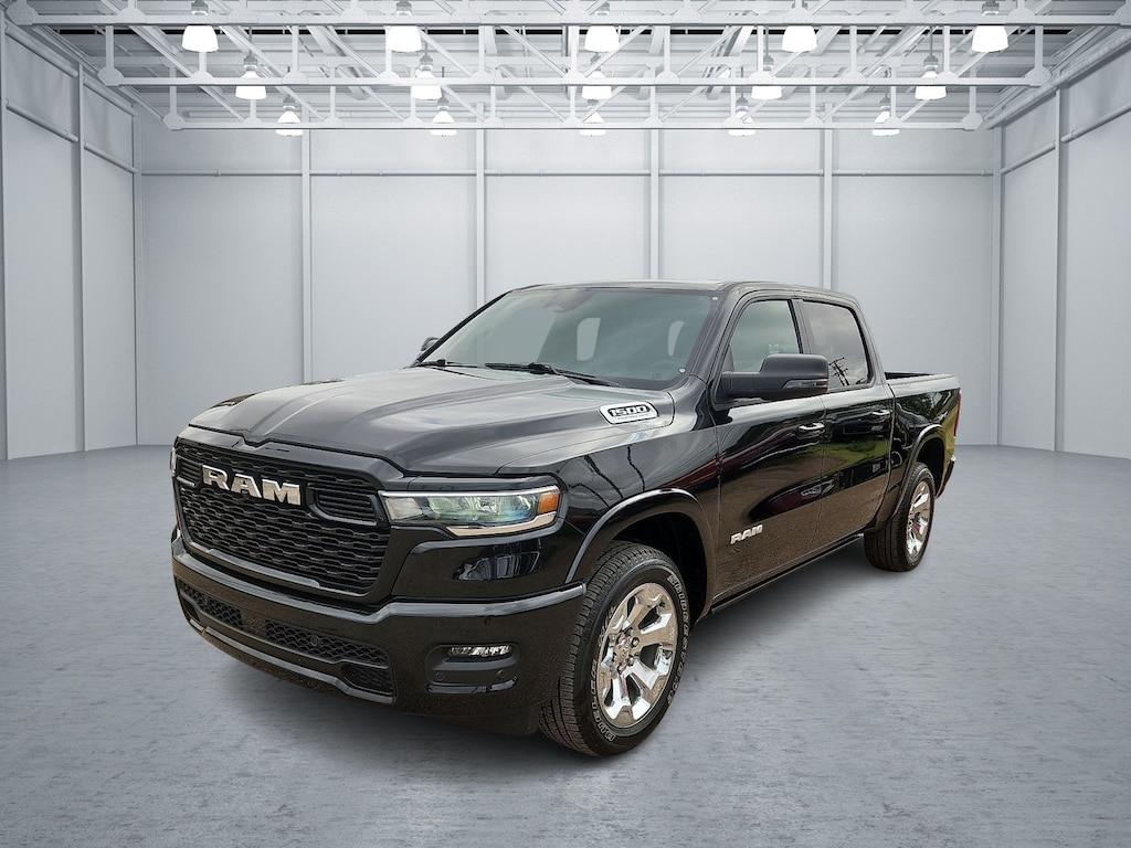 Used 2026 RAM 1500 Big Horn/Lone Star 4x4 Crew Cab 144.5 in. WB