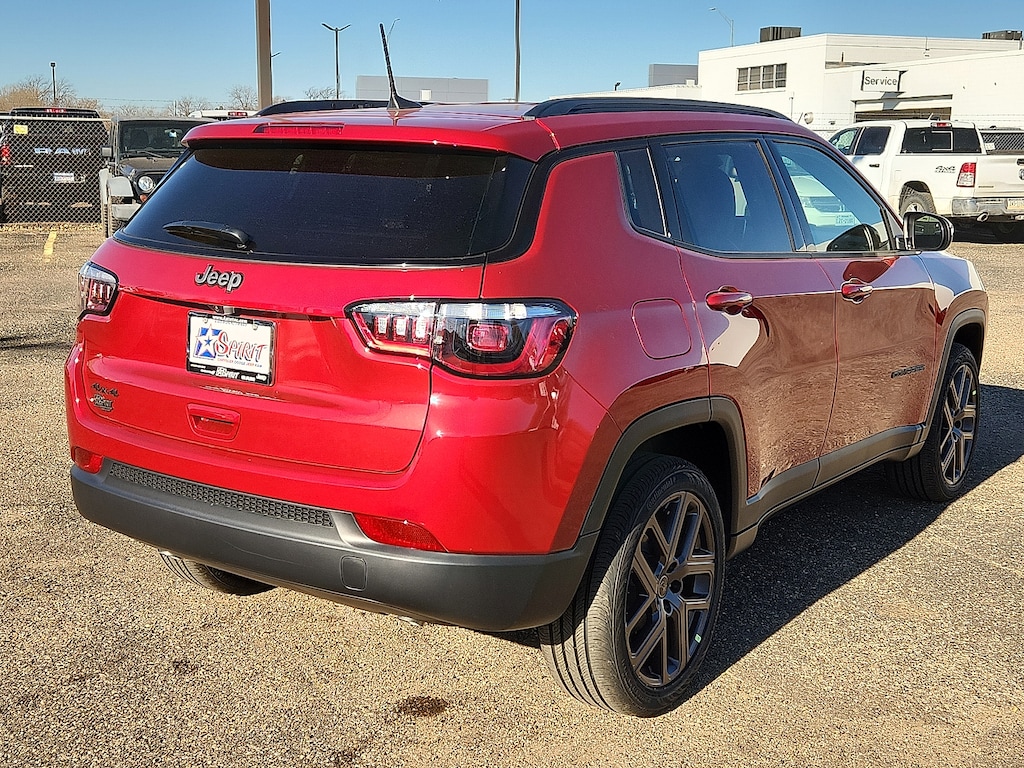 New 2026 Jeep Compass LATITUDE ALTITUDE 4X4 Sport Utility