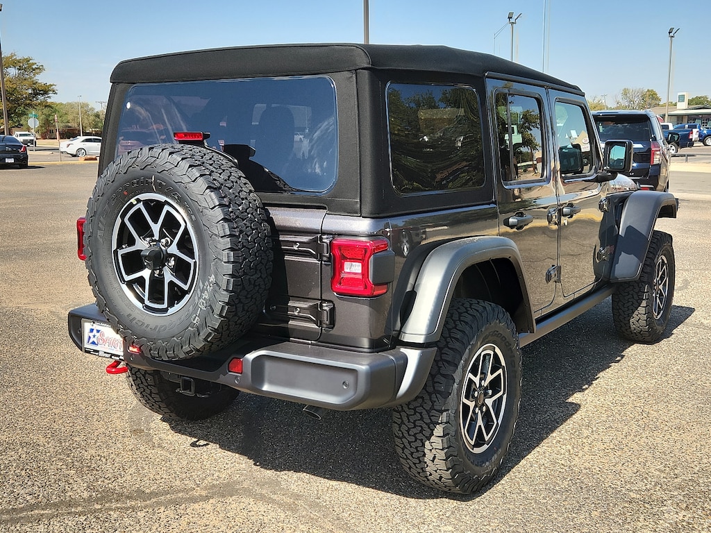 New 2024 Jeep Wrangler 4-DOOR RUBICON Sport Utility