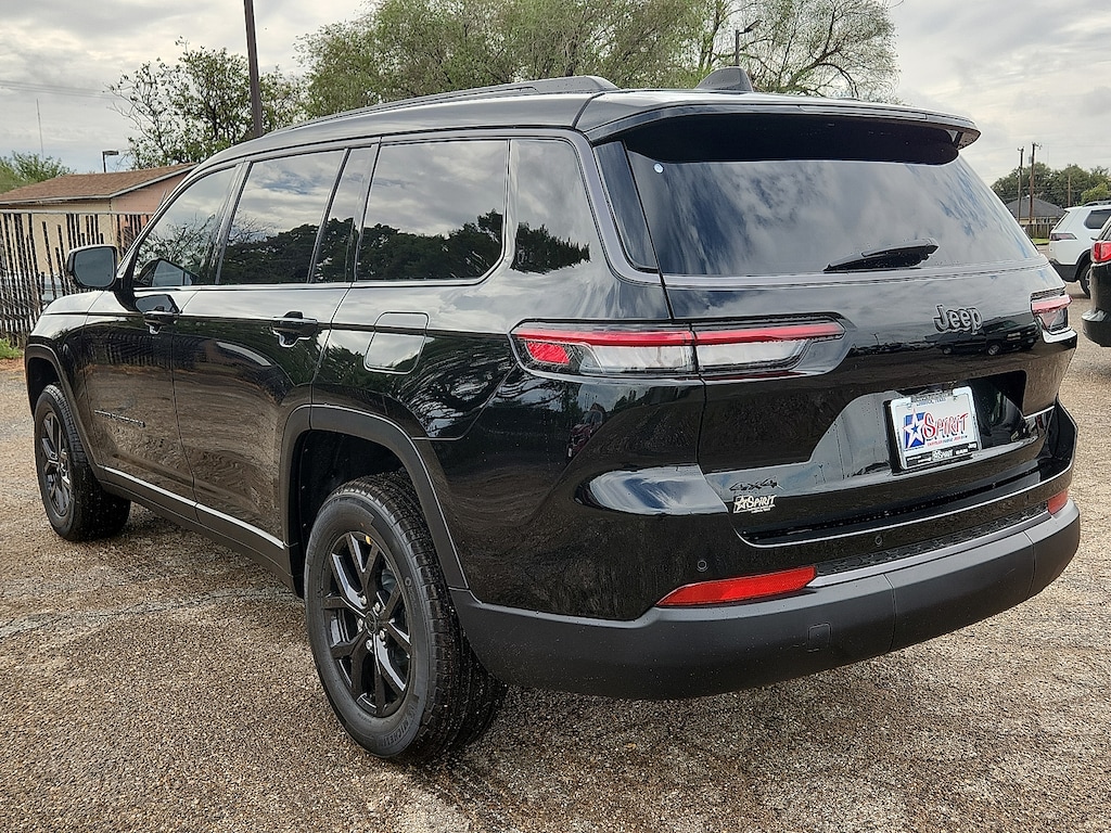 New 2027 Jeep Grand Cherokee L LAREDO ALTITUDE 4X4 Sport Utility