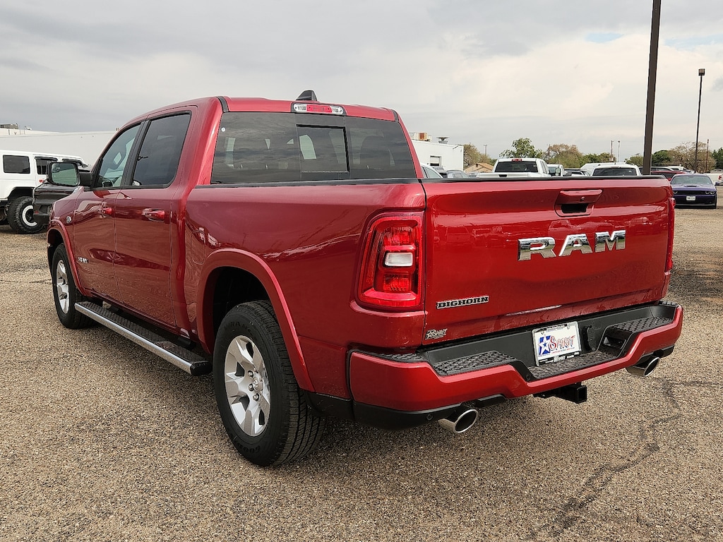New 2027 Ram 1500 BIG HORN CREW CAB 4X2 5'7 BOX Pickup