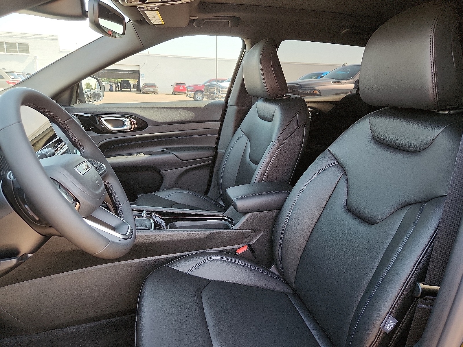 2025 Jeep Compass Limited - Photo 12