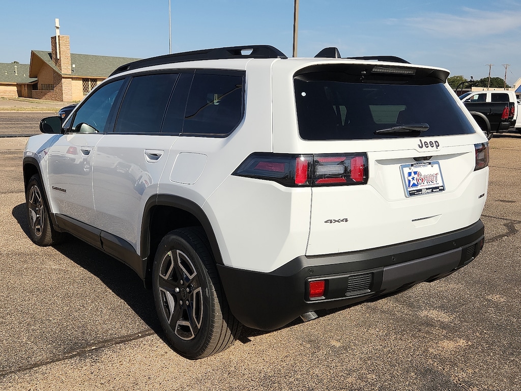 New 2026 Jeep Cherokee LAREDO 4X4 Sport Utility