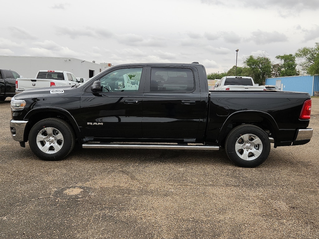 New 2026 Ram 1500 LONE STAR CREW CAB 4X2 5'7 BOX Pickup