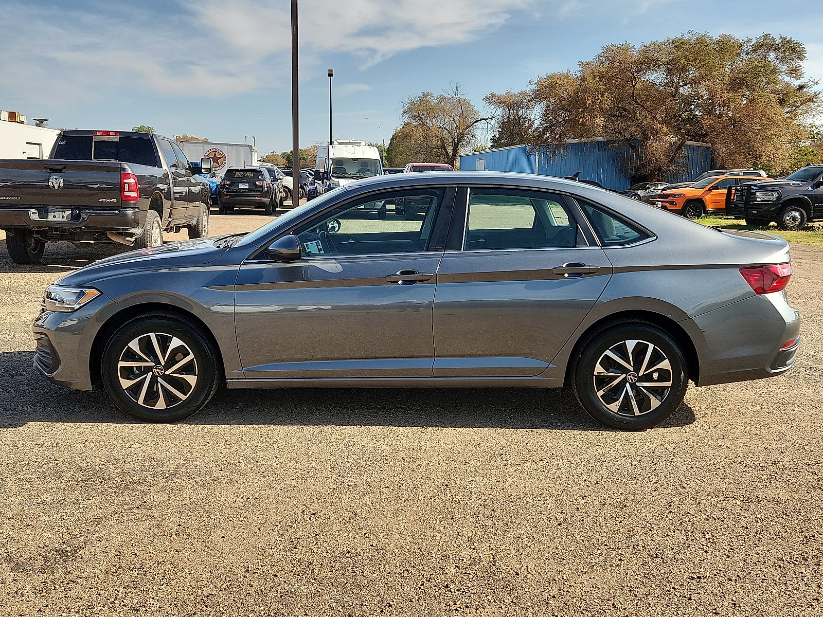 3VW5M7BU3RM080341