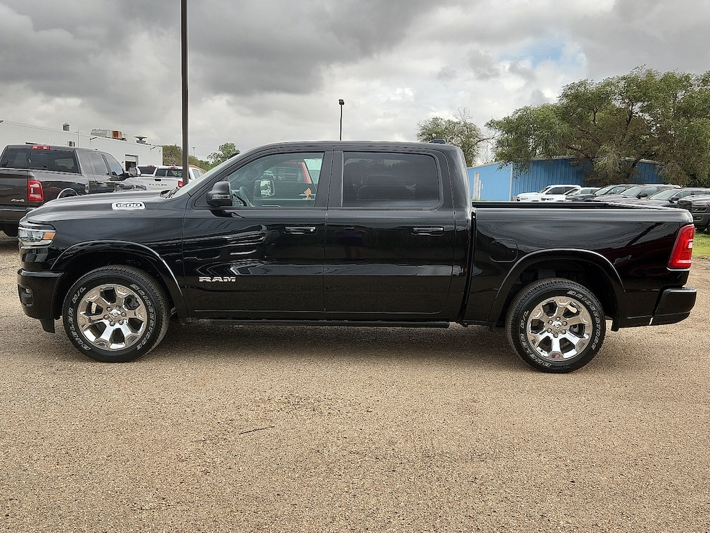 Used 2026 RAM 1500 Big Horn/Lone Star 4x4 Crew Cab 144.5 in. WB