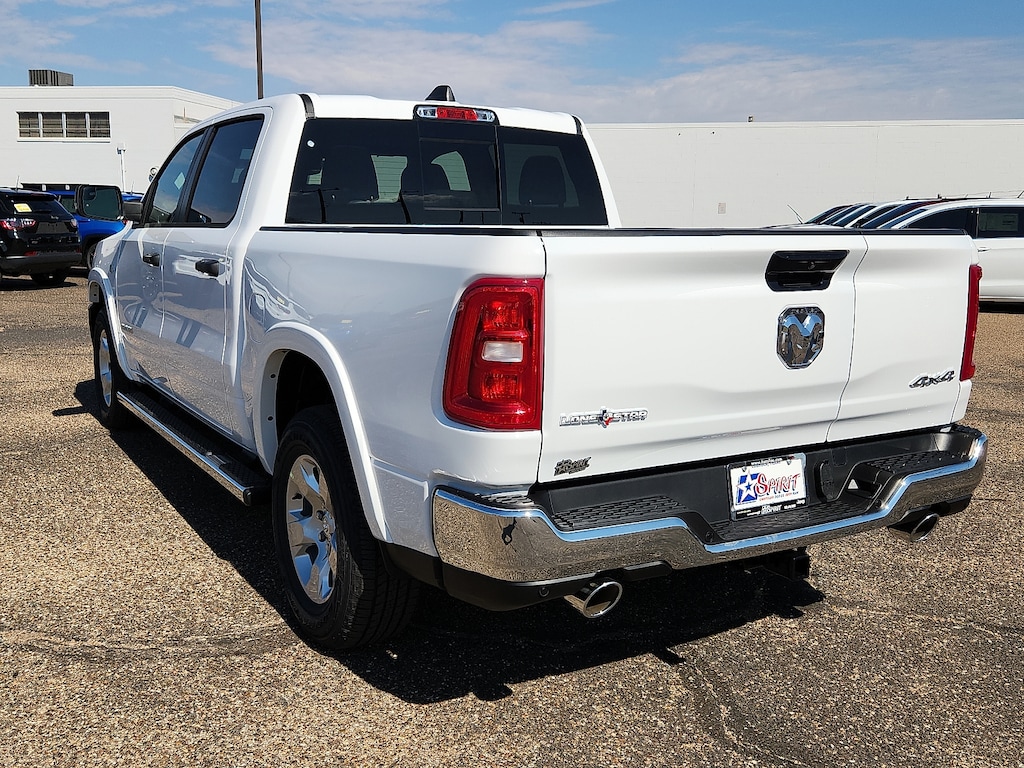 New 2026 Ram 1500 LONE STAR CREW CAB 4X4 5'7 BOX Pickup